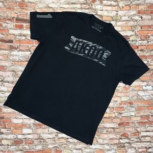 Men’s Akoo t-shirt